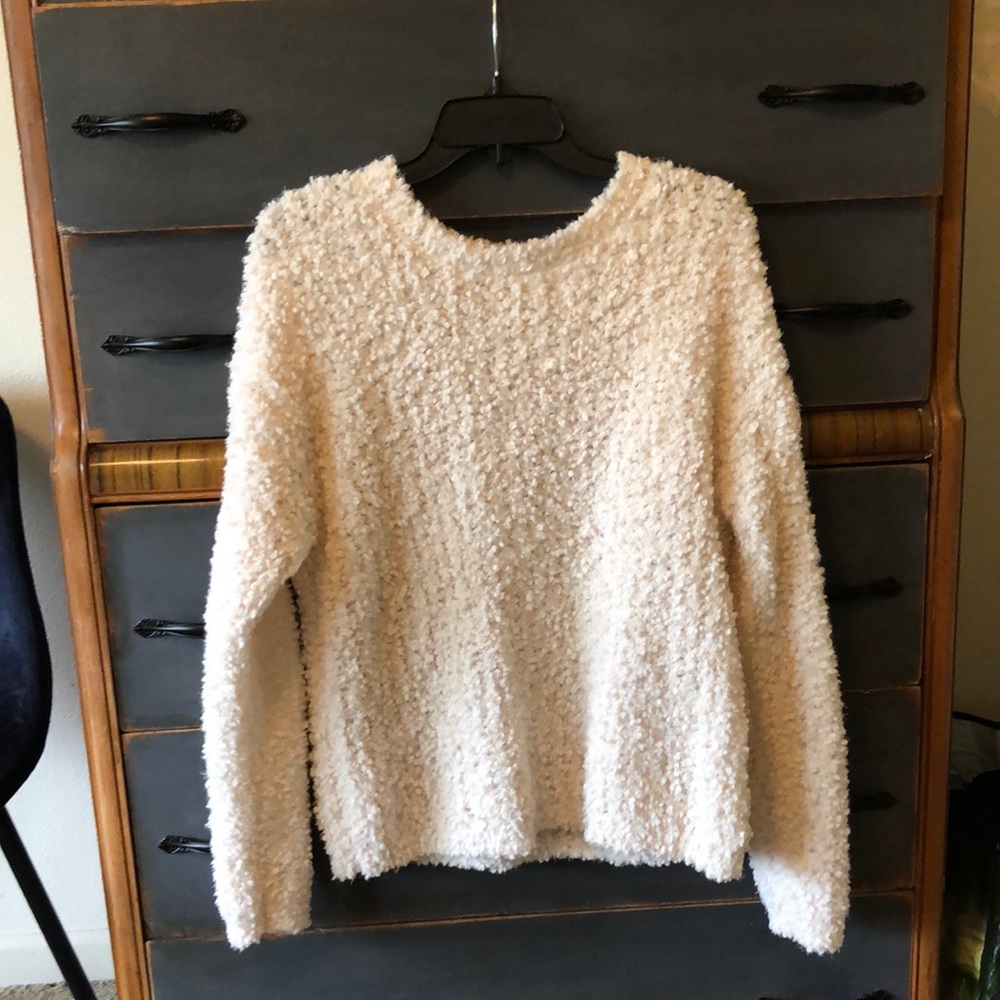 Women’s Sweater
